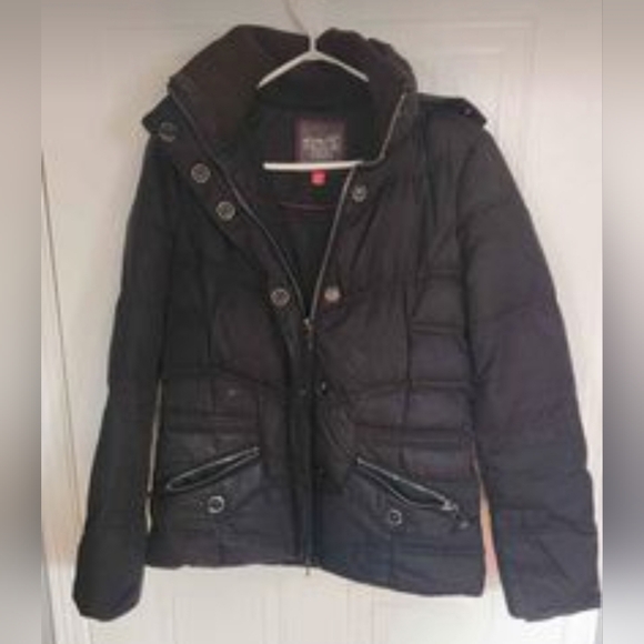 Esprit Winter Jack - Picture 1 of 1